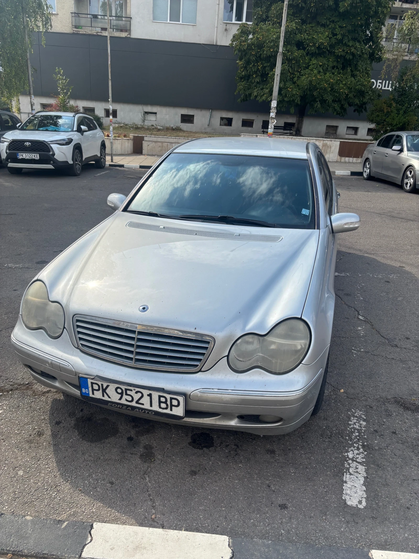 Mercedes-Benz 220, снимка 2 - Автомобили и джипове - 56042690