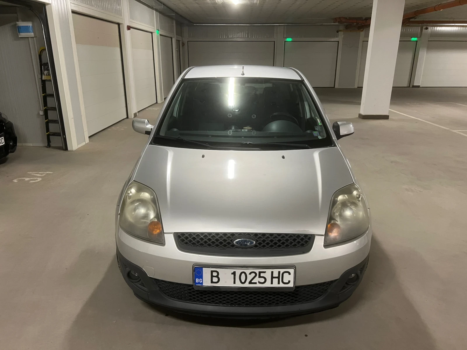 Ford Fiesta 1.4 16V, снимка 2 - Автомобили и джипове - 56137735
