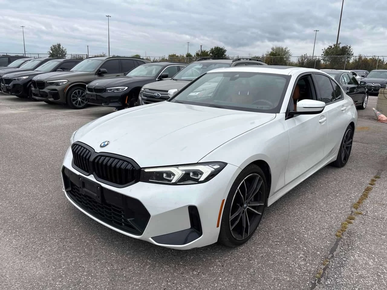 BMW 330 * 330i xDrive * CARFAX * БЕЗ ПЪРВОНАЧАЛНА ВНОСКА