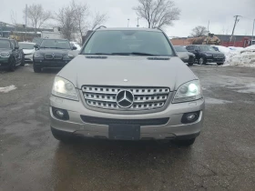 Mercedes-Benz ML 500 ПОДГРЕВ * * ШИБИДАХ * * КEYLESS * * CARFAX * * , снимка 2