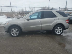 Mercedes-Benz ML 500 ПОДГРЕВ * * ШИБИДАХ * * КEYLESS * * CARFAX * * , снимка 4