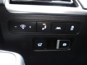 Hyundai Palisade LUXURY 3.8 AWD / H&K / 360 / ОБДУХ / ДИСТРОНИК, снимка 9 - Автомобили и джипове - 53696427