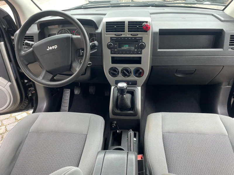 Jeep Compass 2.0 crd 4x4, снимка 13 - Автомобили и джипове - 45762684