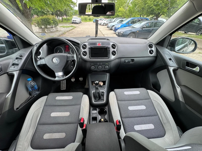 VW Tiguan  2.0 TSI (170 кс) 4MOTION, снимка 11 - Автомобили и джипове - 50209956
