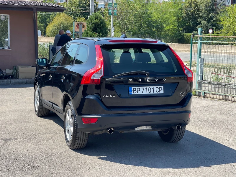 Volvo XC60 2.4D4 AWD, снимка 4 - Автомобили и джипове - 51595789