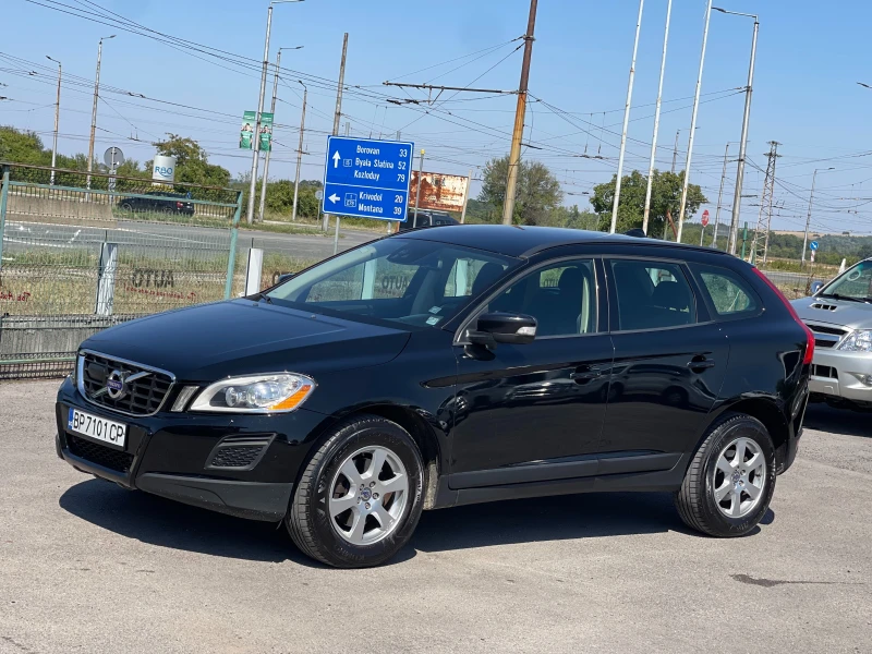 Volvo XC60 2.4D4 AWD, снимка 3 - Автомобили и джипове - 51595789