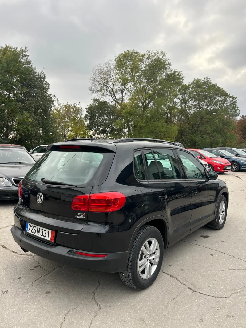 VW Tiguan 2.0 TDI, снимка 4 - Автомобили и джипове - 52296619