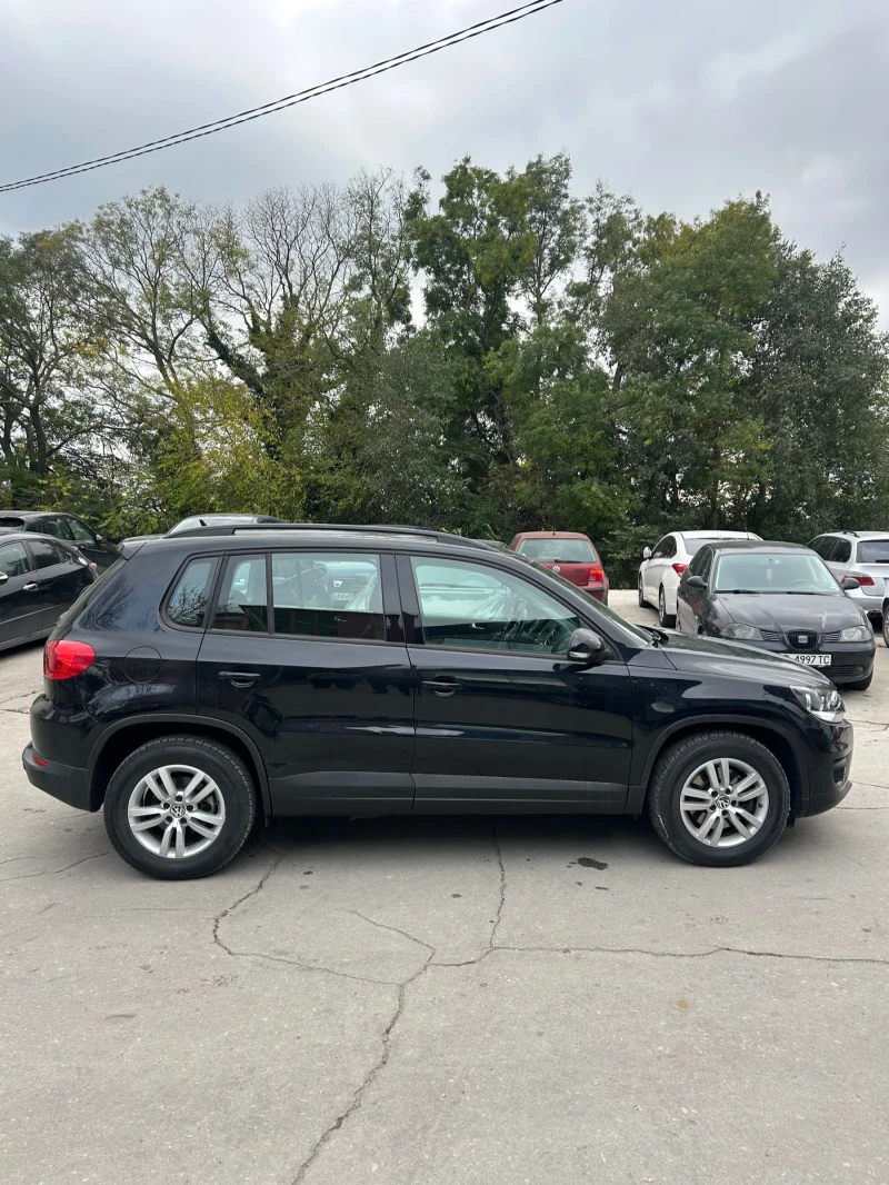 VW Tiguan 2.0 TDI, снимка 5 - Автомобили и джипове - 52296619