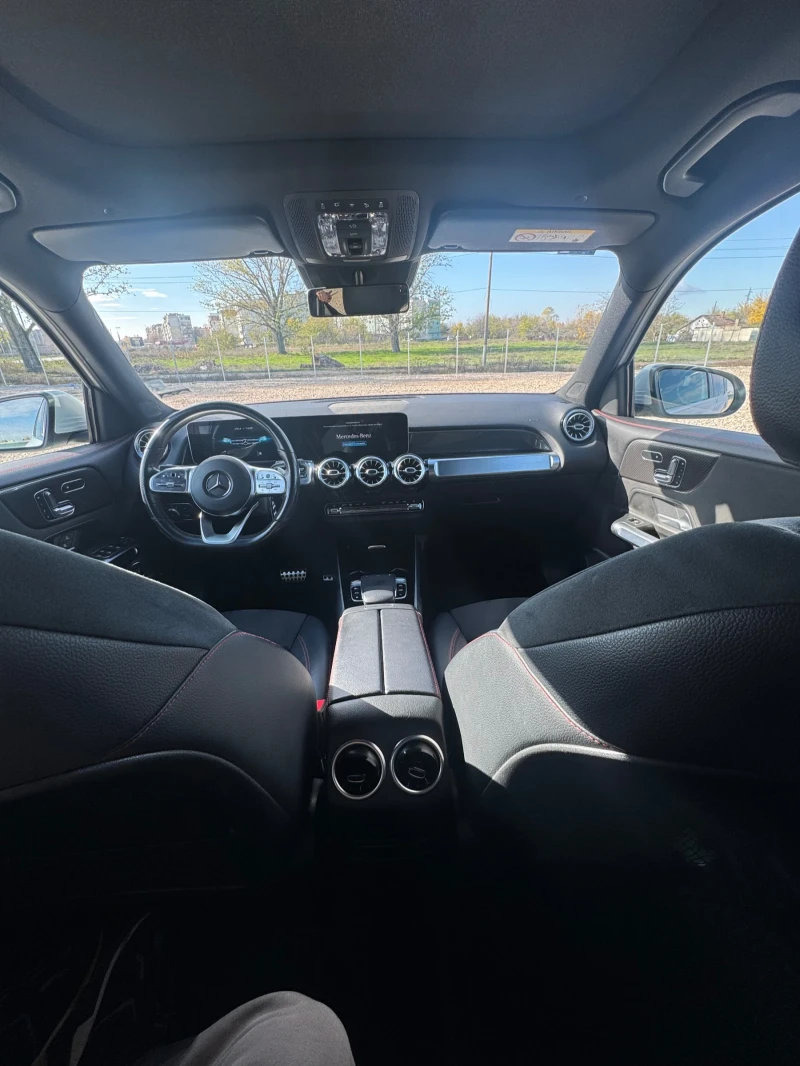 Mercedes-Benz GLB 220d 4matic 6+ 1 AMG PANORAMA, снимка 10 - Автомобили и джипове - 52391569