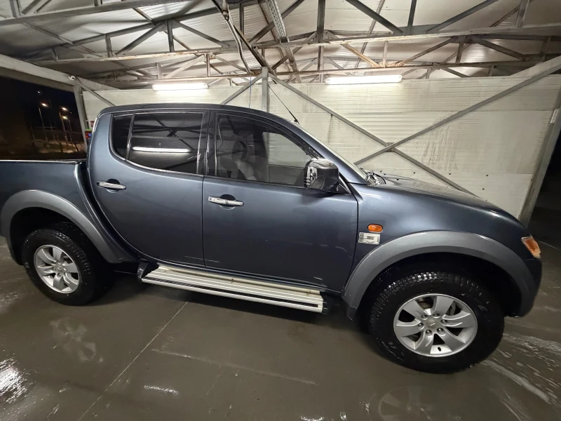 Mitsubishi L200, снимка 6 - Автомобили и джипове - 53587054