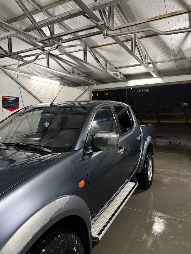 Mitsubishi L200, снимка 5 - Автомобили и джипове - 53587054