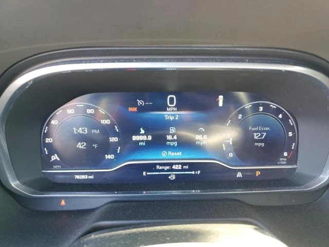 Chevrolet Suburban 5.3L 8 Rear-wheel drive, снимка 13 - Автомобили и джипове - 53344101