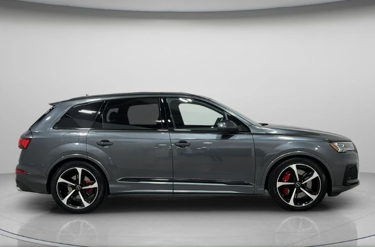 Audi SQ7 Premium Plus 4.0 TFSI quattro, снимка 3 - Автомобили и джипове - 54425652