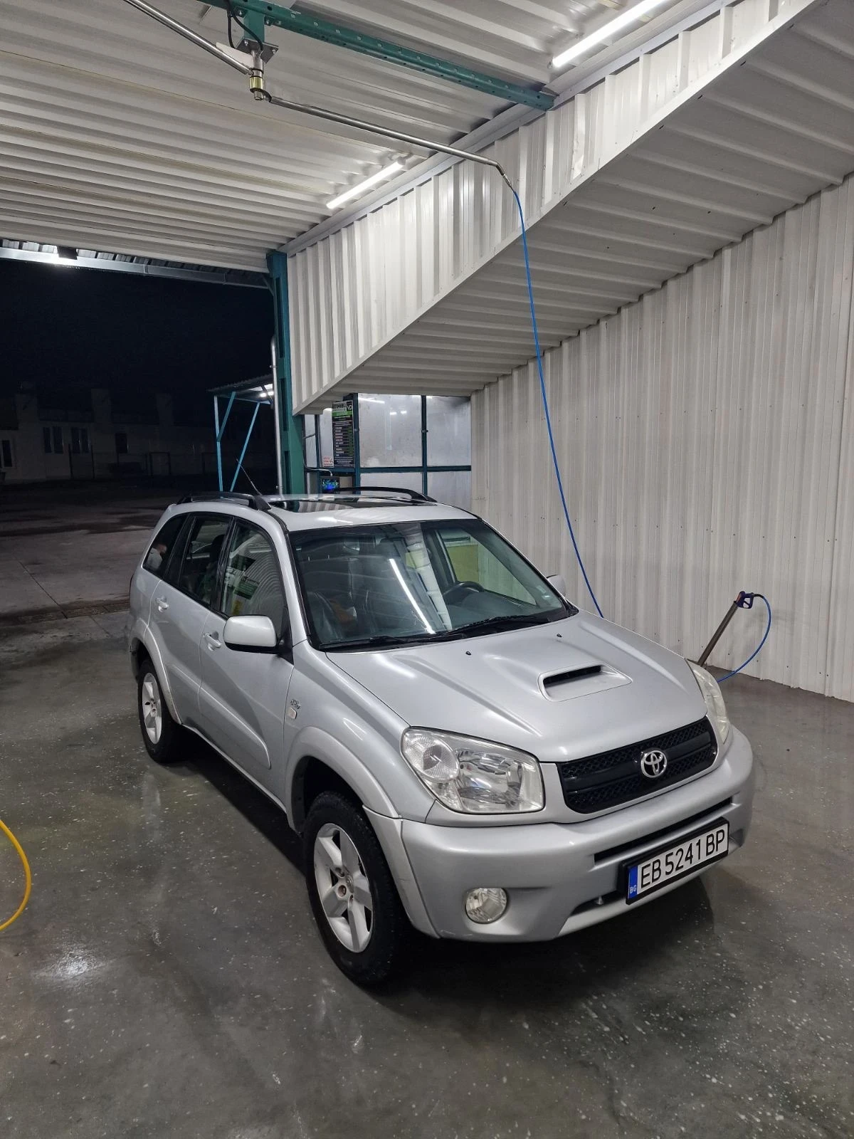 Toyota Rav4 2.0 D4D - изображение 2