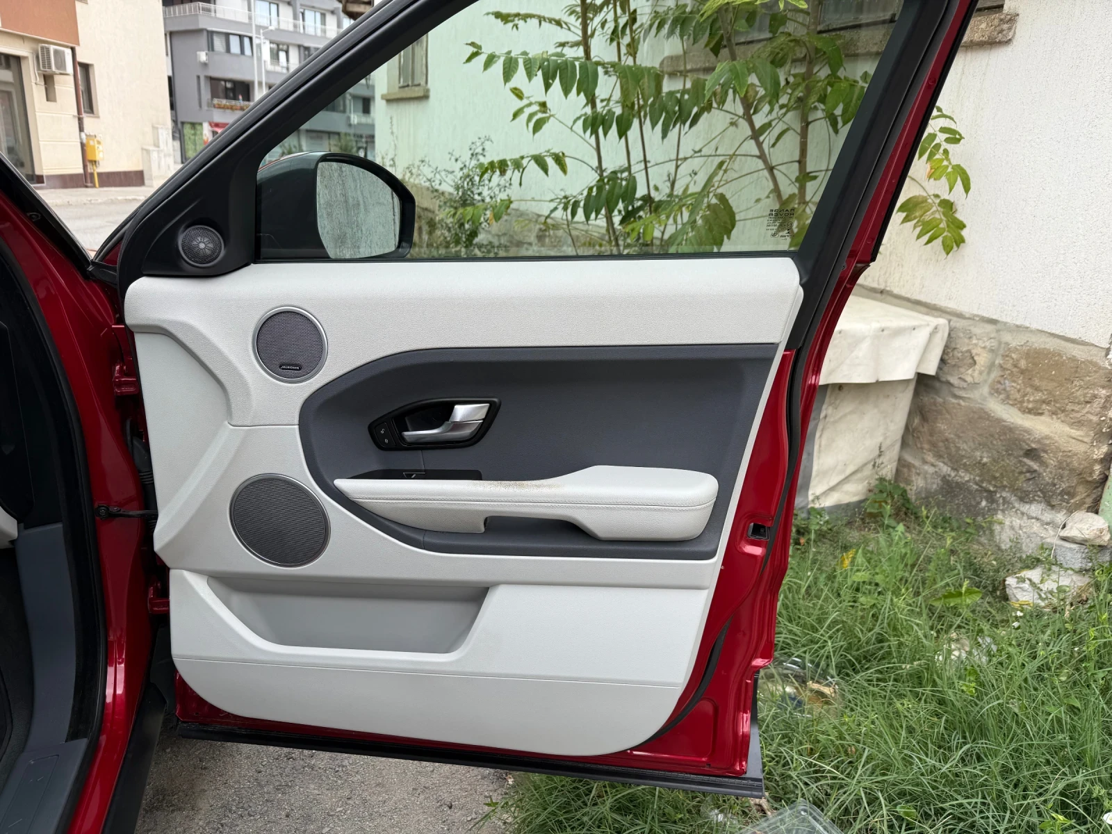 Land Rover Evoque  - изображение 5