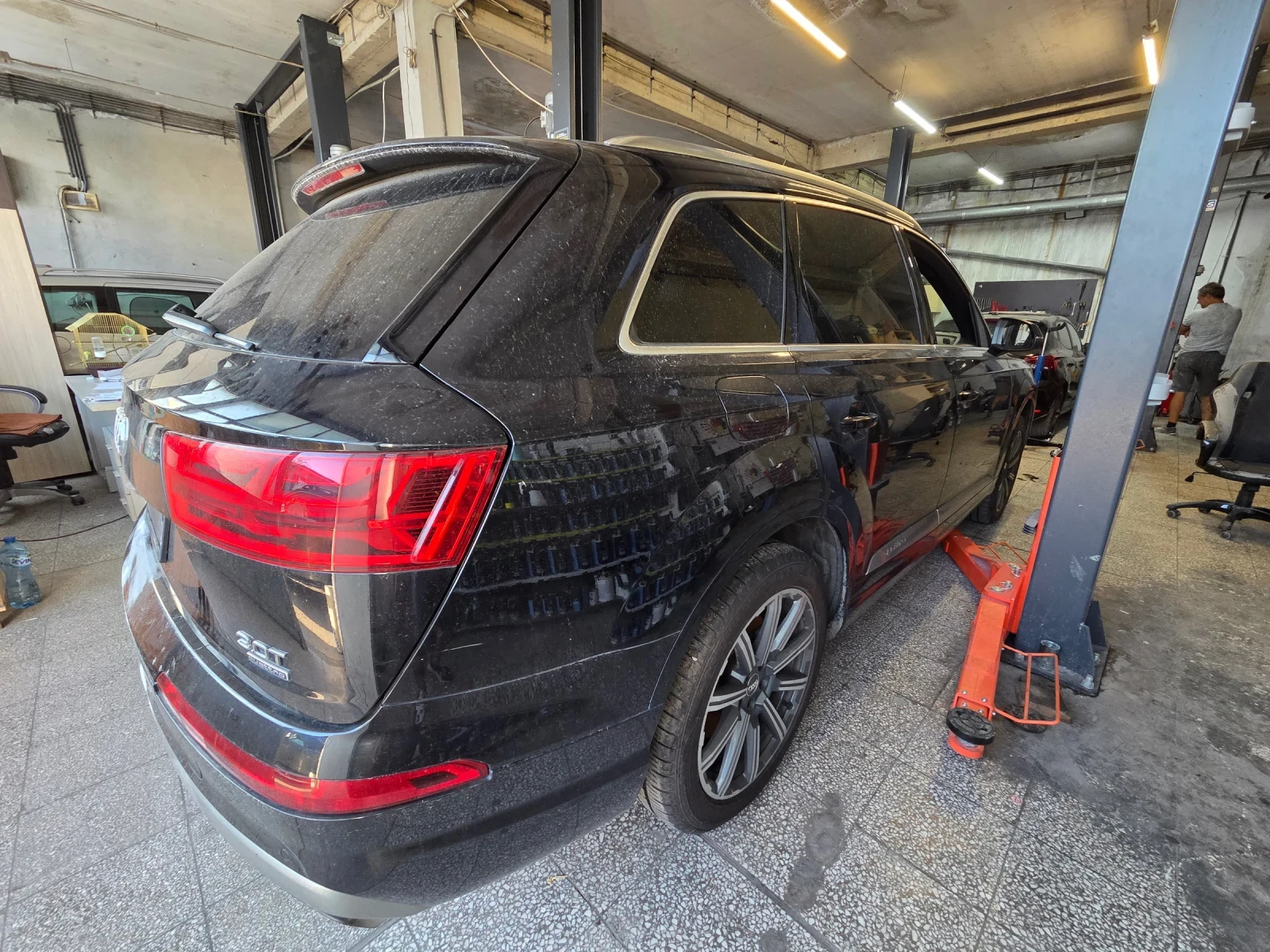 Audi Q7 Premium +  - изображение 4