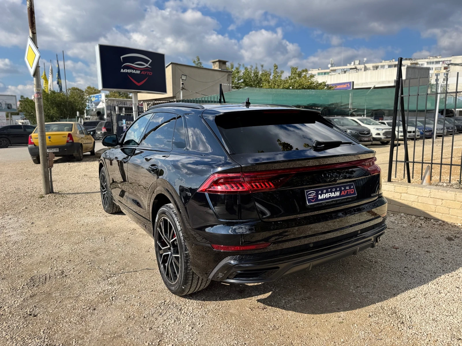 Audi Q8 S-line* Един собственик*  - изображение 6