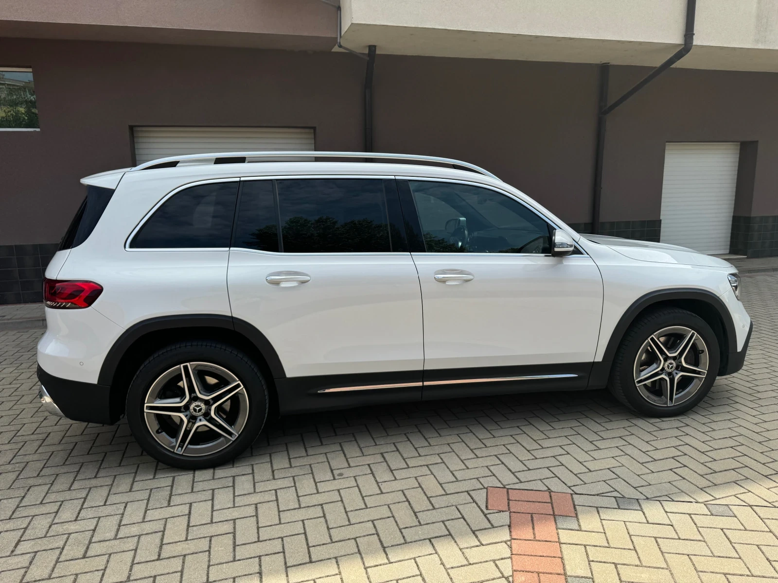 Mercedes-Benz GLB 220d 4matic 6+ 1 AMG PANORAMA | Mobile.bg   14