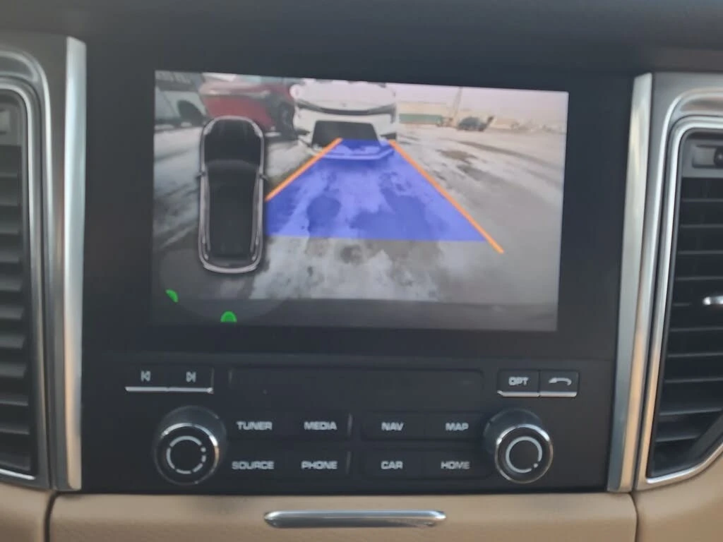 Porsche Macan S* PDK* ПОДГРЕВ* КАМЕРА* КЕЙЛЕС* LANE* ASSIST, снимка 7 - Автомобили и джипове - 53754589