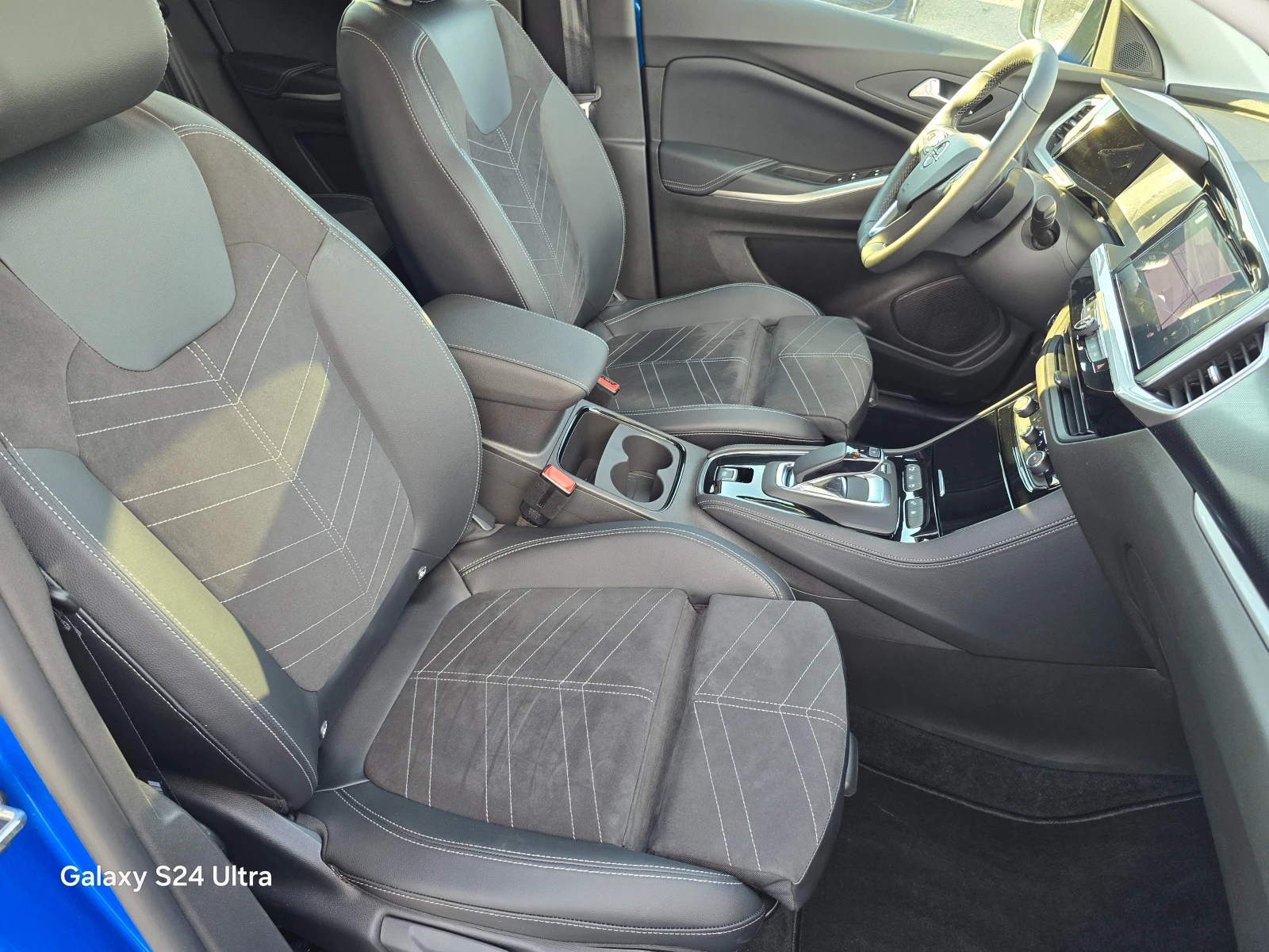 Opel Grandland Opel Grandland X Business Elegance 1.6 Plug-in-Hyb, снимка 12 - Автомобили и джипове - 53759658