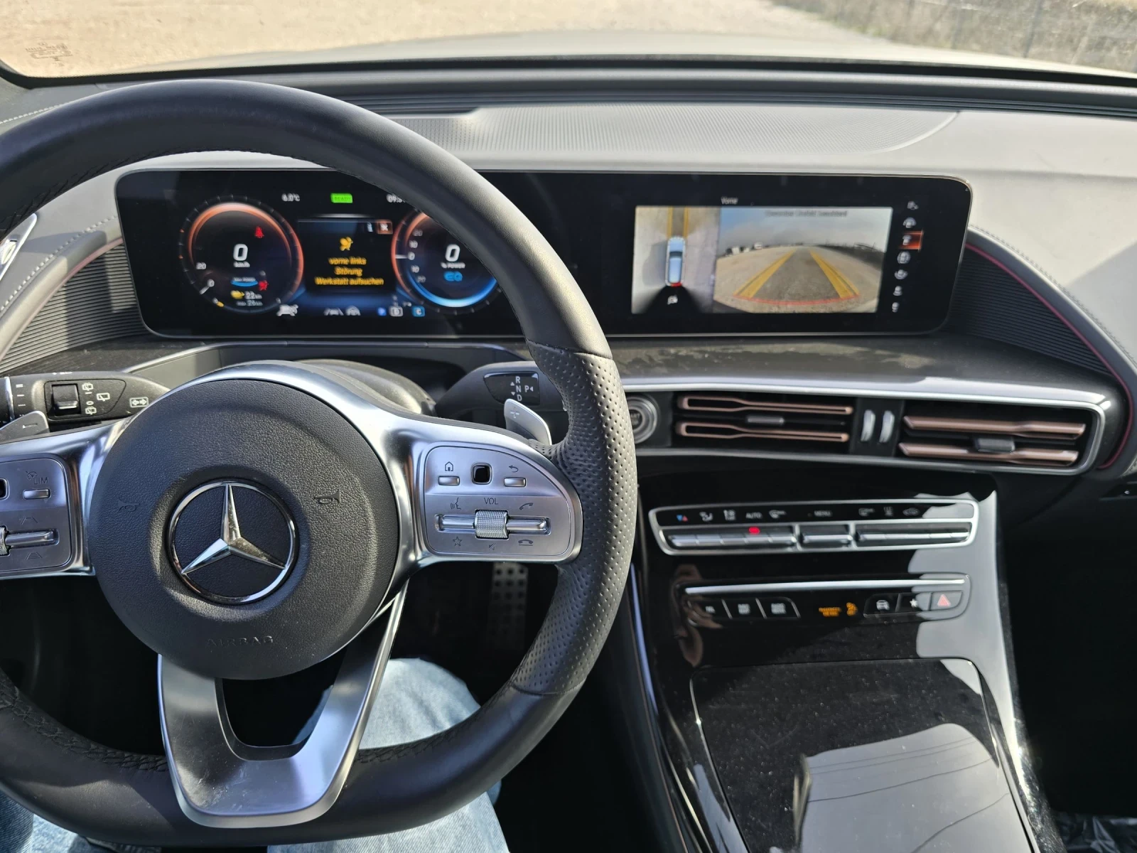 Mercedes-Benz EQC 400/4-matik/AMG-PREMIUM/40 000KM, снимка 15 - Автомобили и джипове - 53809868