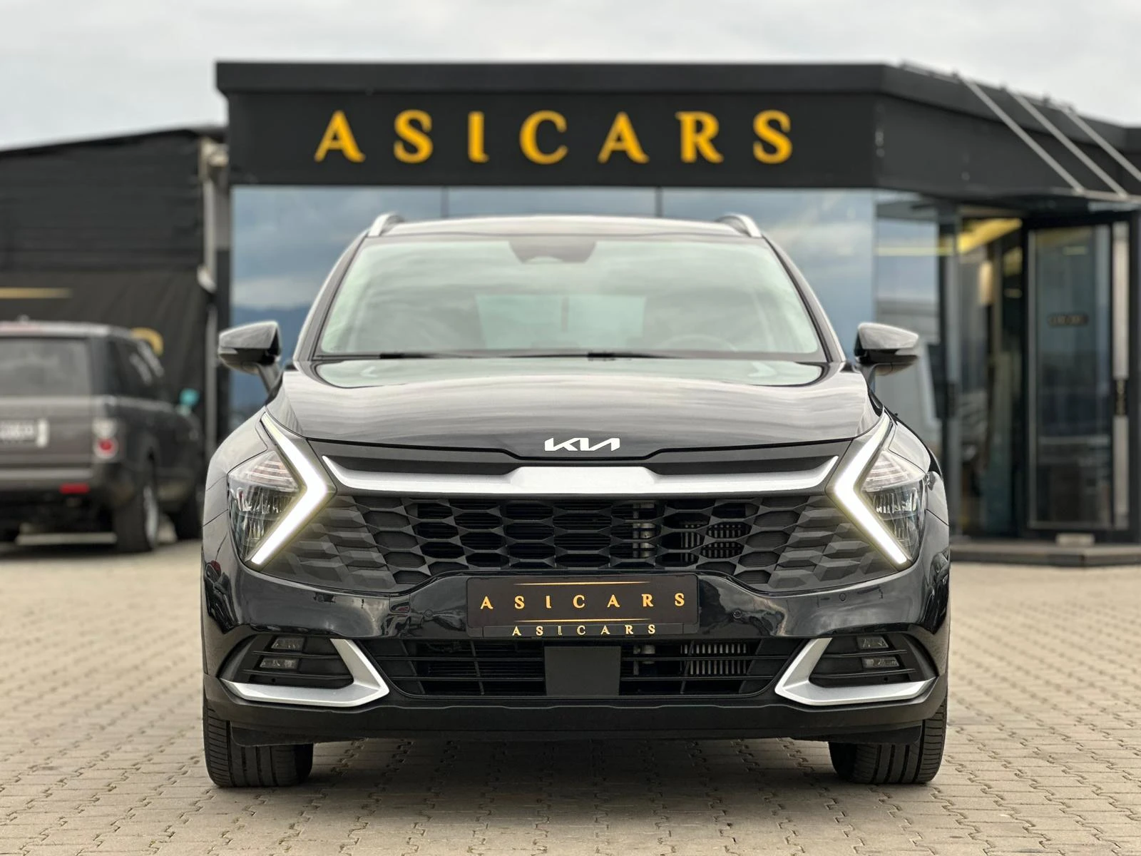 Kia Sportage / 1.6 CRDI / MILD HYBRID / 127000 KM / TOP /, снимка 8 - Автомобили и джипове - 53914751