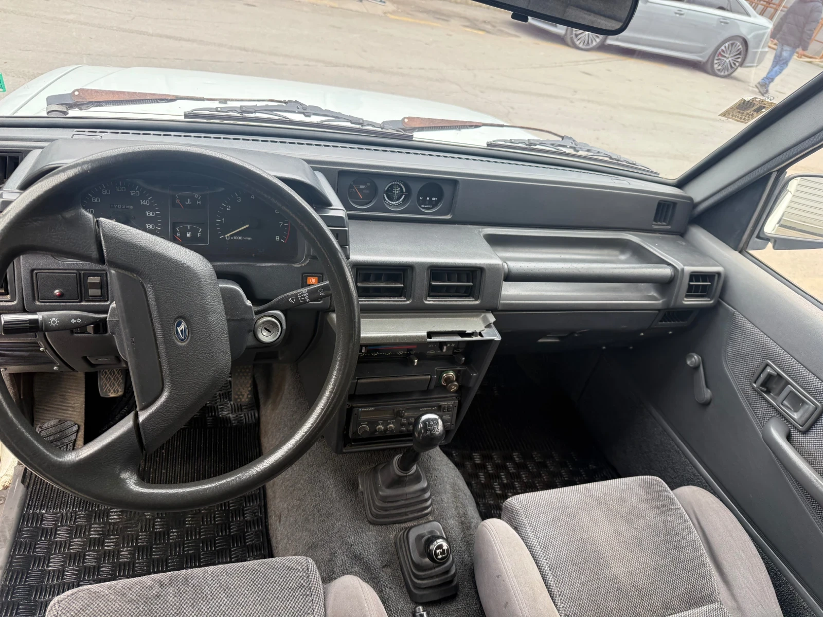 Daihatsu Feroza, снимка 7 - Автомобили и джипове - 53952715