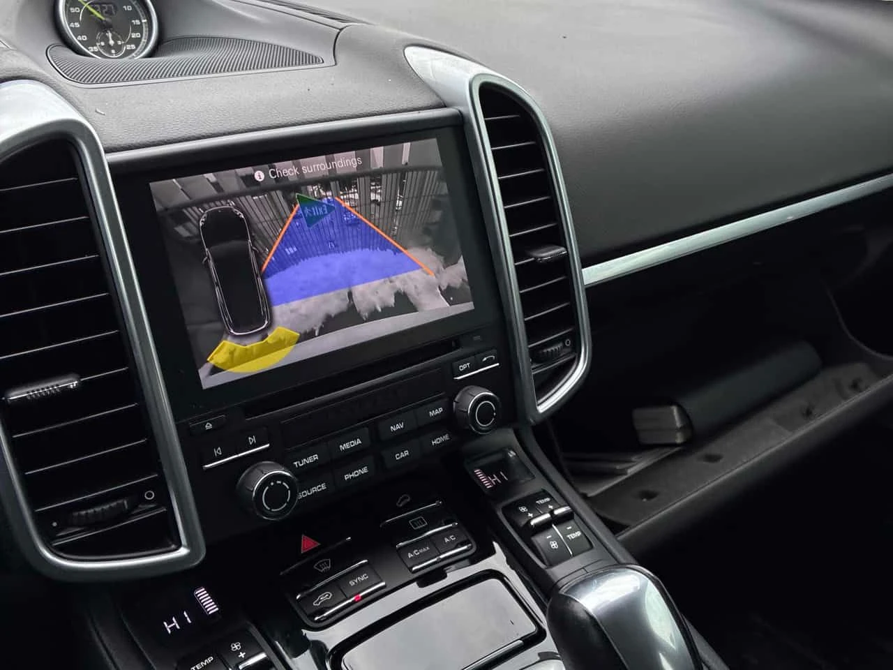 Porsche Cayenne S E Hybrid  CARFAX, снимка 16 - Автомобили и джипове - 54109896