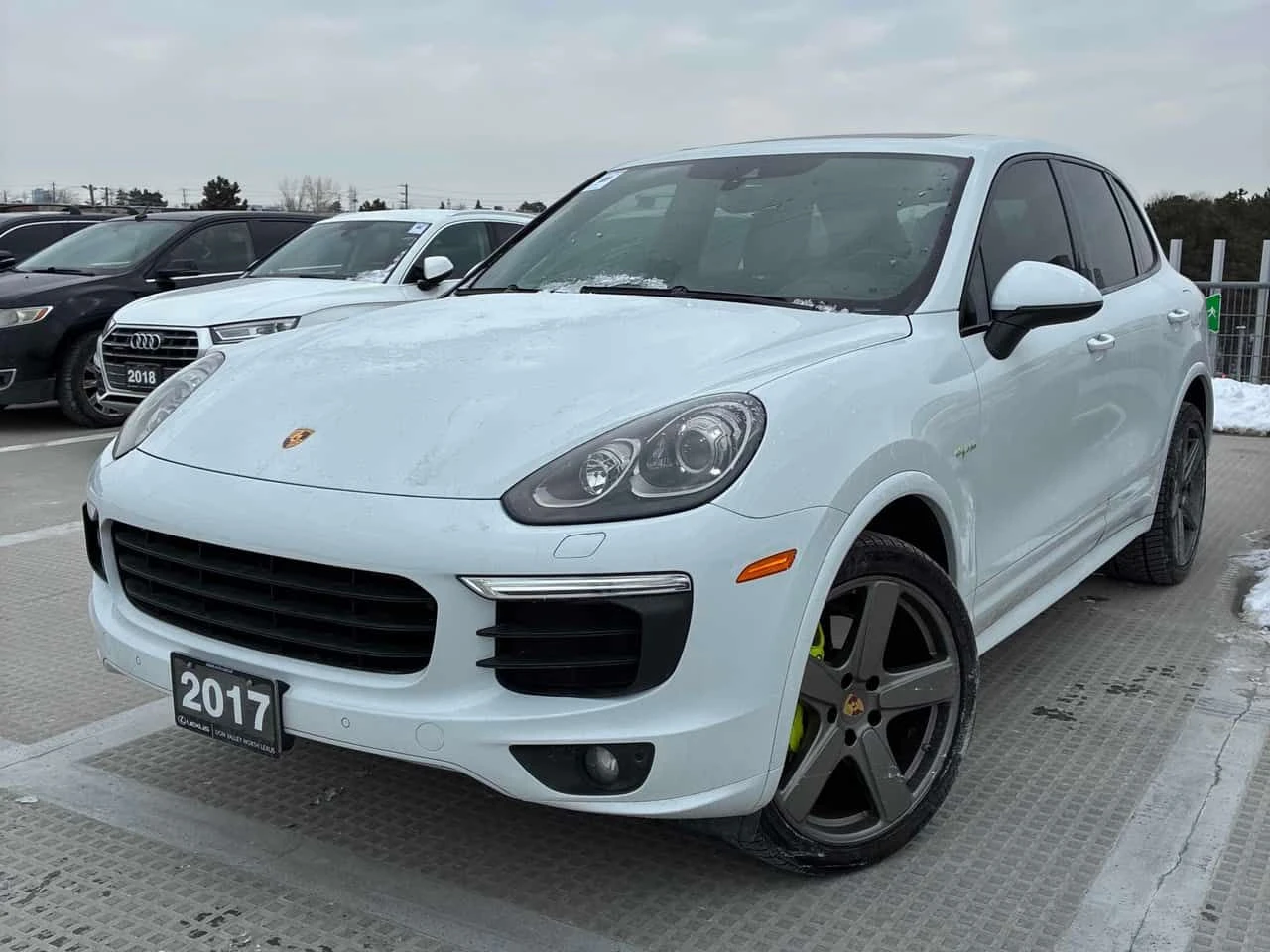 Porsche Cayenne S E Hybrid  CARFAX