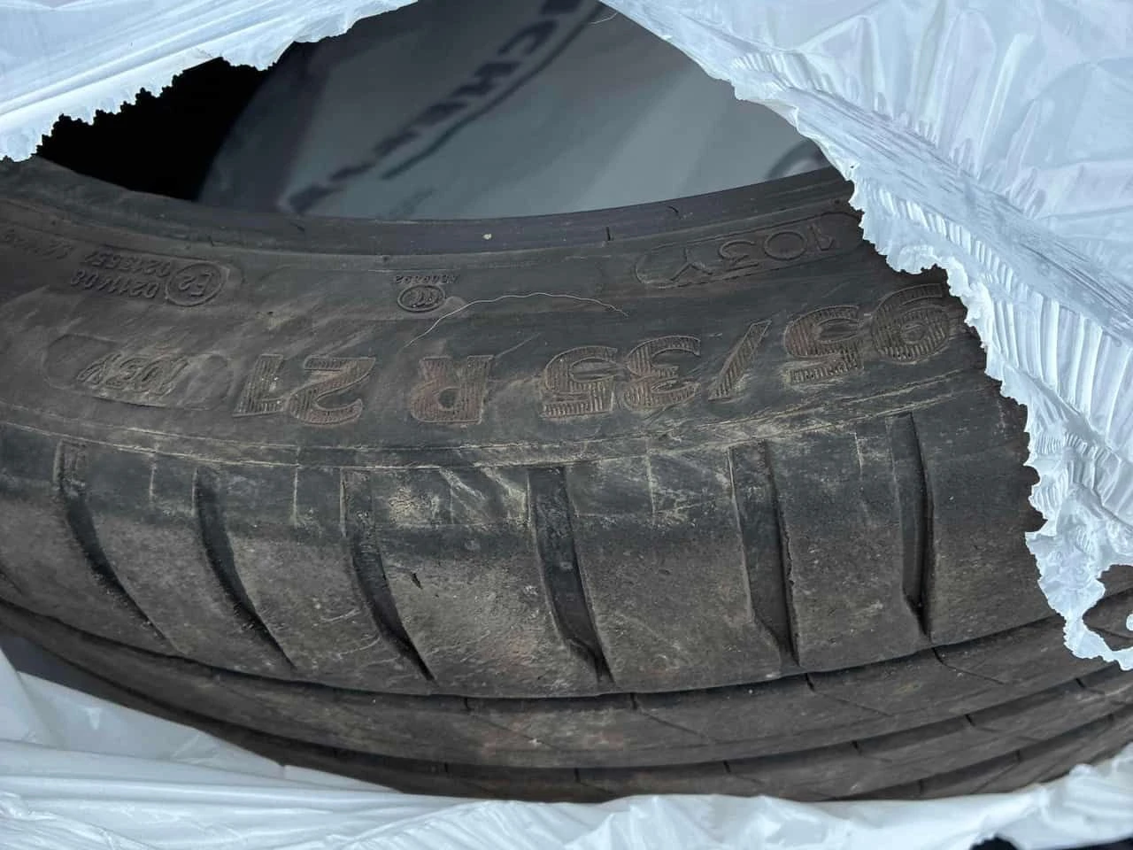 Porsche Cayenne S E Hybrid  CARFAX, снимка 13 - Автомобили и джипове - 54109896