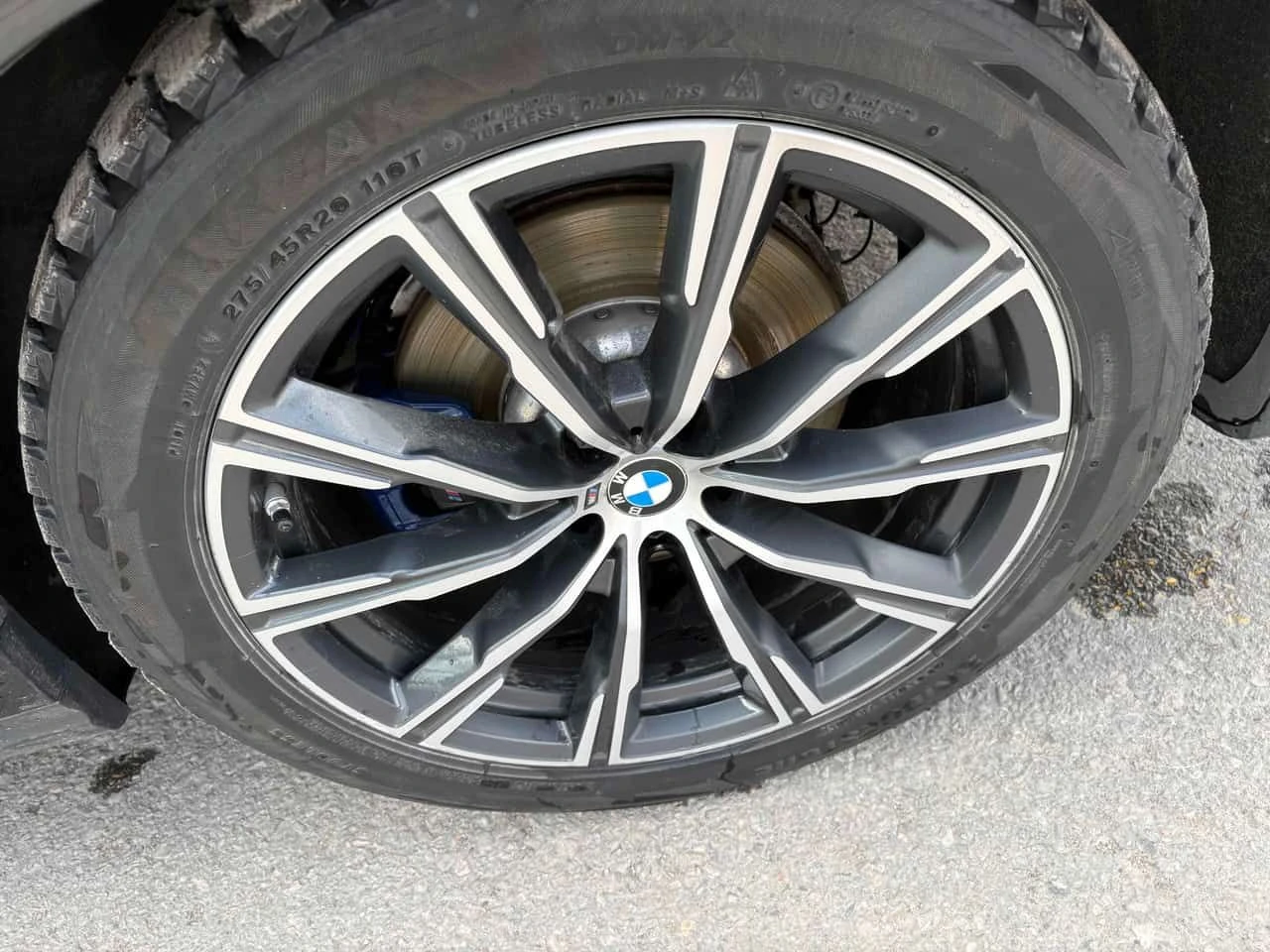 BMW X6 xDrive40i/ДИСТРОНИК/360 КАМЕРИ/ПАНОРАМА/ВТОРИ ГУМИ, снимка 4 - Автомобили и джипове - 54320086