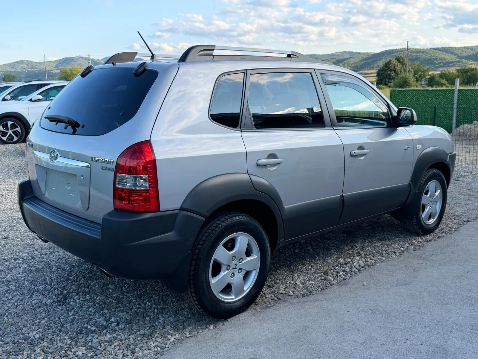 Hyundai Tucson 4x4 / Diesel / 136 , снимка 4 - Автомобили и джипове - 55400198