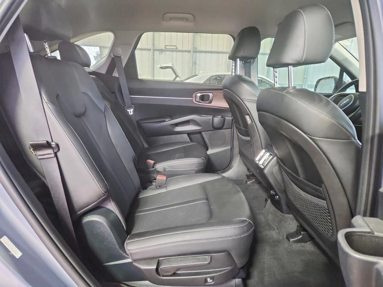 Kia Sorento 2.5l Ex, снимка 11 - Автомобили и джипове - 56041534