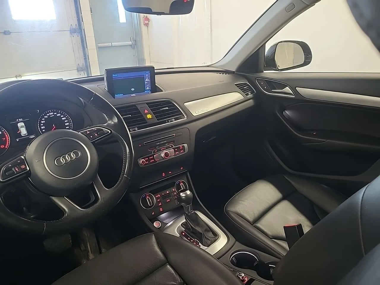 Audi Q3  PROGRESSIV / CARFAX / ЦЕНА ДО БЪЛГАРИЯ, снимка 11 - Автомобили и джипове - 56370281