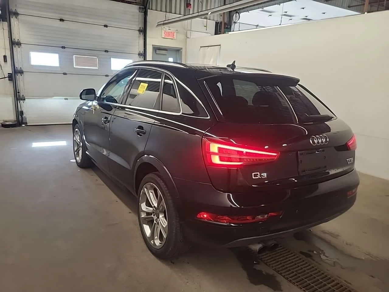 Audi Q3  PROGRESSIV / CARFAX / ЦЕНА ДО БЪЛГАРИЯ, снимка 5 - Автомобили и джипове - 56370281