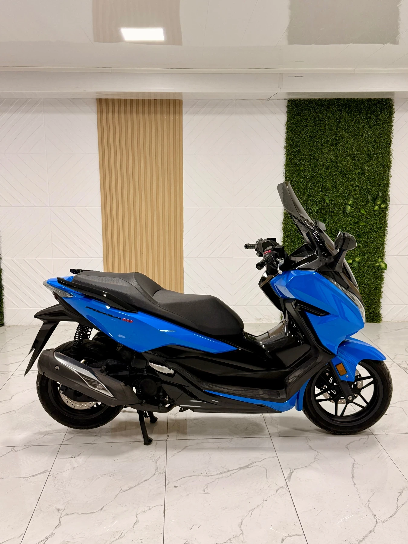 Honda Forza 300 ABS, снимка 3 - Мотоциклети и мототехника - 55426112