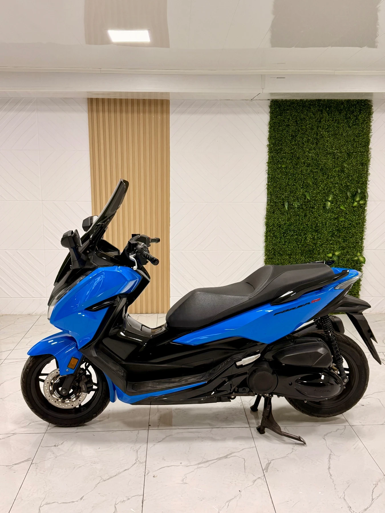 Honda Forza 300 ABS, снимка 2 - Мотоциклети и мототехника - 55426112