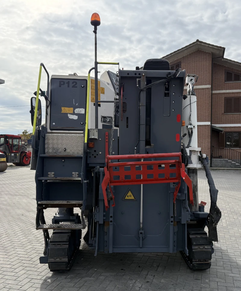 Асфалтополагаща машина Друга марка, снимка 2 - Индустриална техника - 50268320