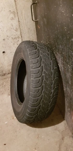 Гуми Всесезонни 245/70R16, снимка 3 - Гуми и джанти - 46653749