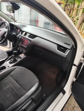 Skoda Octavia Scout , снимка 11