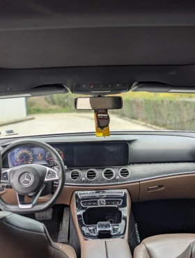 Обява за продажба на Mercedes-Benz E 400 AMG LINE ~49 777 лв. - изображение 11