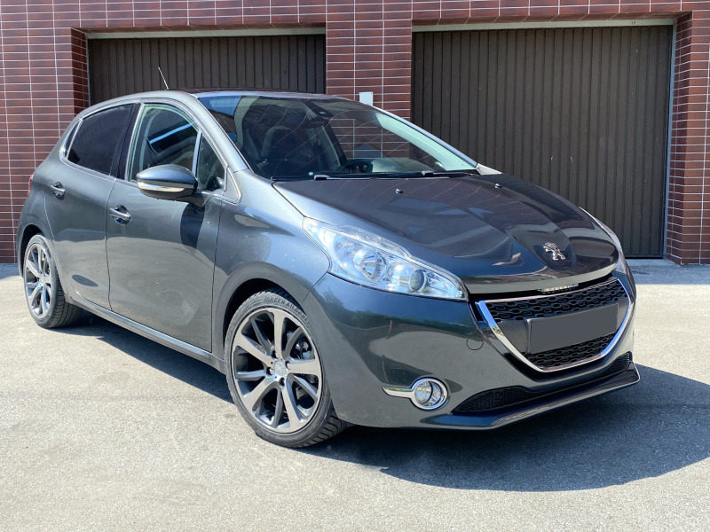 Peugeot 208 Панорама, снимка 2 - Автомобили и джипове - 45974277