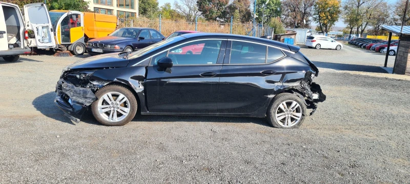 Opel Astra 1.4  150ps, снимка 3 - Автомобили и джипове - 47804874