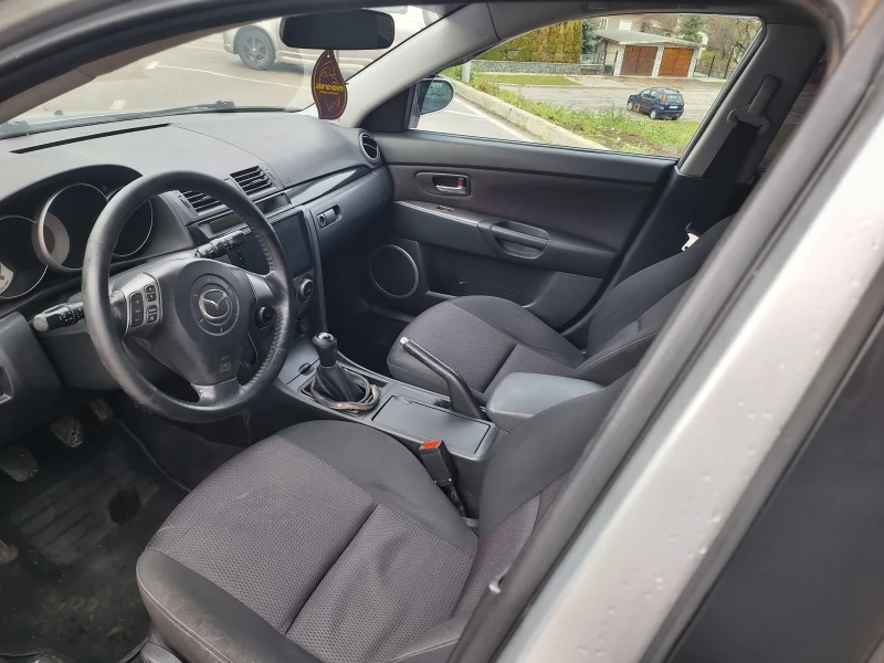 Mazda 3 2.0MZR-CD, снимка 8 - Автомобили и джипове - 47944539