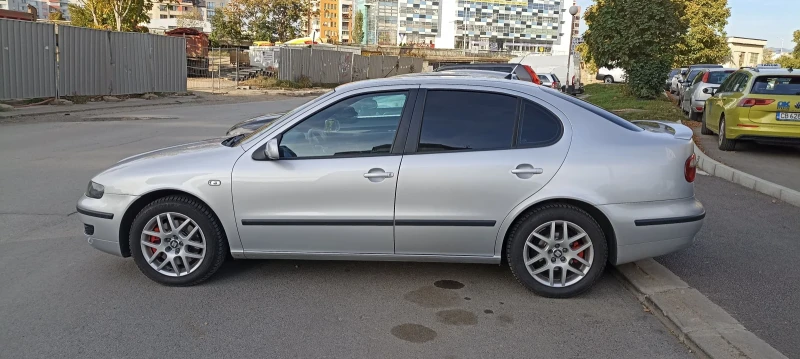 Seat Toledo 1.8т 180, снимка 1 - Автомобили и джипове - 48021110