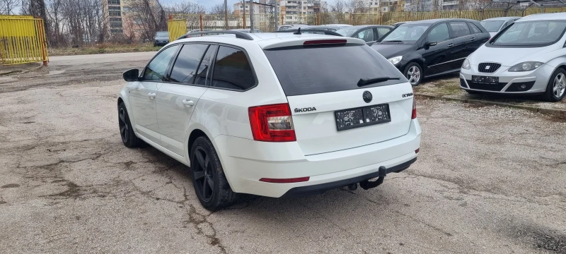 Skoda Octavia 1.6 TDI NAVI TOP, снимка 7 - Автомобили и джипове - 48590360