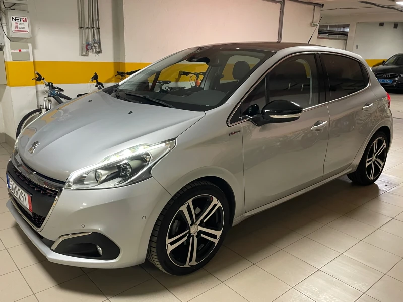 Peugeot 208, снимка 1 - Автомобили и джипове - 48615853