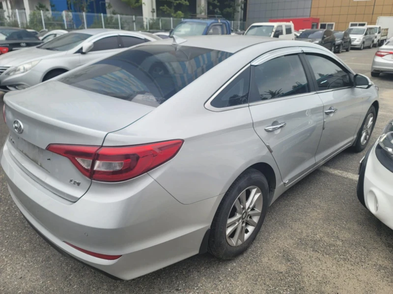 Hyundai Sonata, снимка 4 - Автомобили и джипове - 48789128