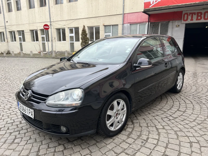 VW Golf 1.9 tdi, снимка 3 - Автомобили и джипове - 49360025