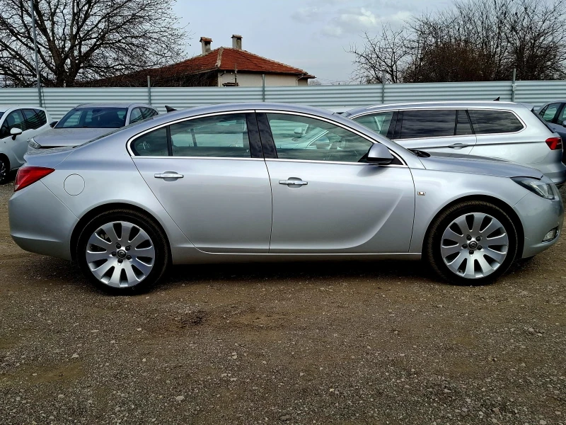 Opel Insignia Нави/Кожа/Лед/Топ състояние, снимка 8 - Автомобили и джипове - 49439427